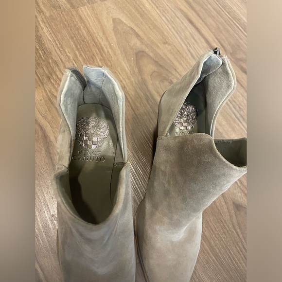 Vince Camuto Women’s Tan Suede Ankle Boots - Picture 7 of 8